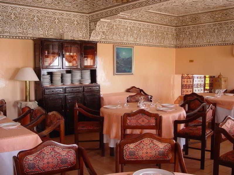 Hotel Kerdous Тафраут Екстериор снимка
